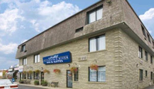 Petawawa River Inn & Suites Экстерьер фото