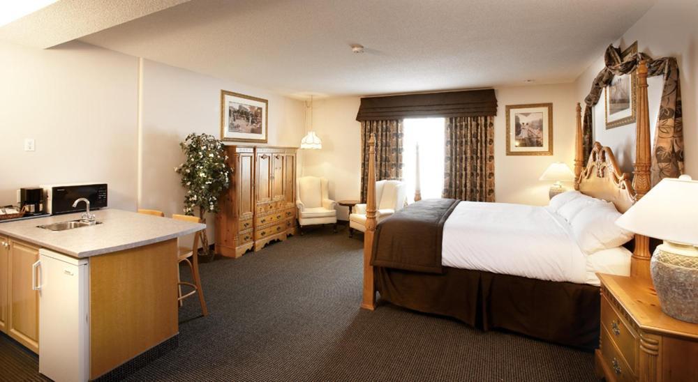 Petawawa River Inn & Suites Номер фото